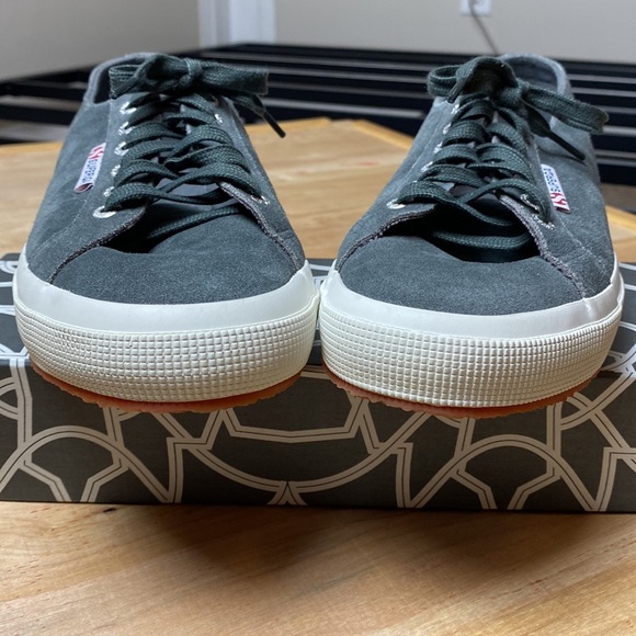 Superga Men’s Grey Suede Lace-up Sneakers Size 8 (Women’s Size 9.5) - Picture 8 of 9